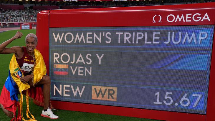 Venezuelalı Rojas, dünya rekoru kırarak şampiyon oldu