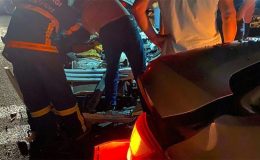Zincirleme trafik kazasında 13 kişi yaralandı