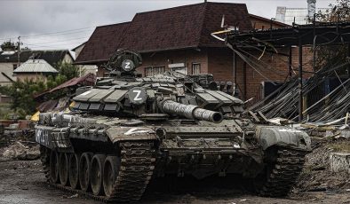 Ukrayna ordusunun taarruzunu tek hamlede durduran Rus SİHA’ları, 22 askeri aracı yok ederken 120 askeri öldürdü