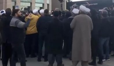 Gülşen’in davası sırasında bir grubun “Kahrolsun kafirler” sloganı attığı iddiası yanlış