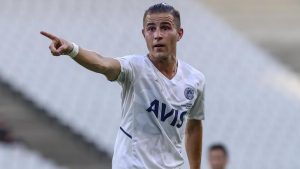 son-dakika-fenerbahcenin-yildizi-pelkas-icin-transfer-aciklamasi-HUZwOfDB.jpg