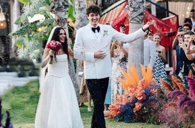 Ebru Şahin ve Cedi Osman Alaçatı’da rüya gibi düğün yaptı!