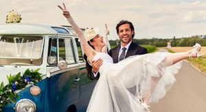 Serkan Çayoğlu ile Özge Gürel Evlendi! En çok Gelinliğin Fiyatı Konuşuldu