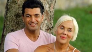 62b46db64e3fe1219cde6409