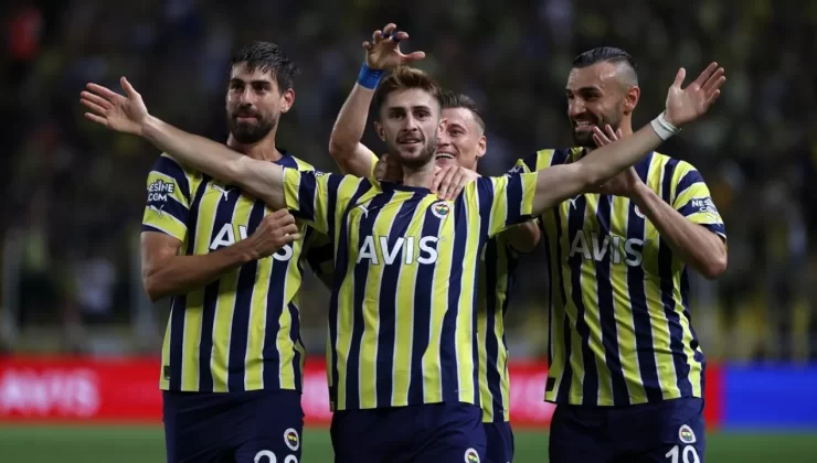 Fenerbahçe’den 4 yıldıza yeni sözleşme!