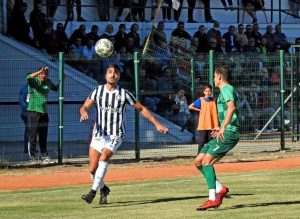 cesme-belediyespor-salihli-belediyesporu-5-0-maglup-etti-bR6q7QyT.jpg