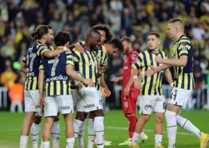 fenerbahce-seriye-bagladi-g4LnMk58.jpg
