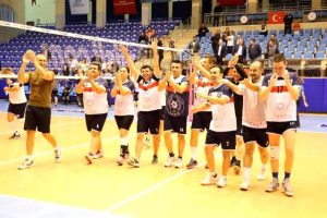 kurumlararasi-voleybol-turnuvasinda-il-emniyet-mudurlugu-sampiyon-oldu-qM6lcjxR.jpg