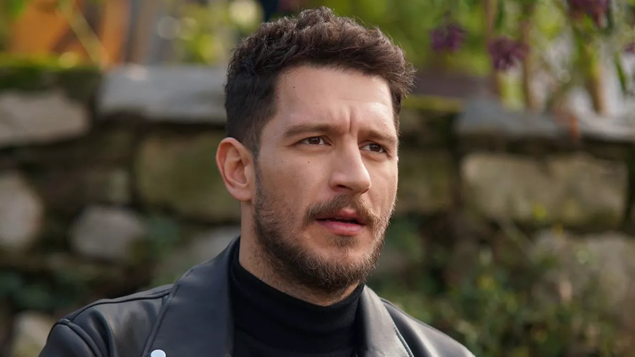 uraz_kaygilaroglu_oje_surup_kamera_karsisina_gecti_1652855380_4663