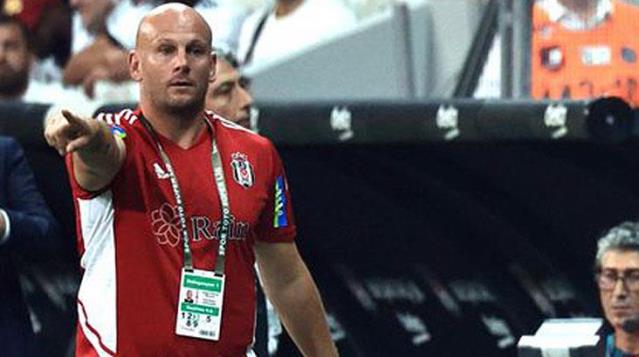 Valerien Ismael’in yardımcısı Adam Murray, İngiltere 6. Lig ekibine imza attı