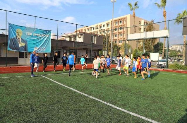 Akdeniz Belediyesi Kış Spor Okulu’nda antrenmanlar başladı