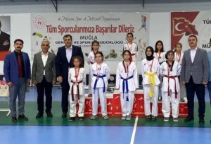 ataturk-kupasi-taekwondo-sampiyonasi-dalamanda-gerceklesti-5IblnqUi.jpg