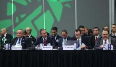 Bakan Kasapoğlu, Kanada’da WADA Mütevelli Heyeti Toplantısı’na katıldı