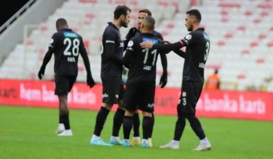 Demir Grup Sivasspor – Esenler Erokspor: 5-2