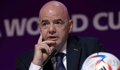 FIFA Başkanı Infantino’dan Batı’ya: “Tek taraflı ahlaki ders, sadece ikiyüzlülüktür”
