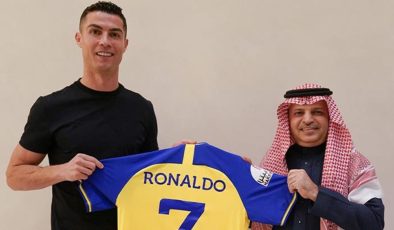 Kariyerine Suudi Arabistan’da devam edecek Cristiano Ronaldo’ya hayranlarından tepkilerin ardı arkası kesilmiyor