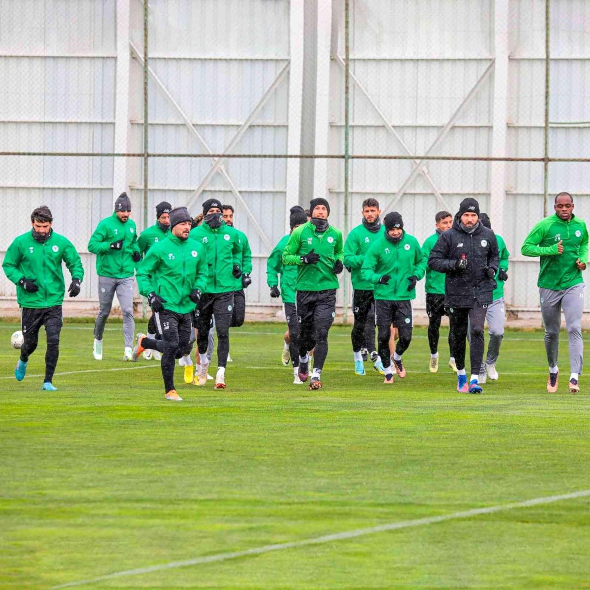 konyaspor-kupa-macina-hazirlaniyor-WS5Cqh5f.jpg