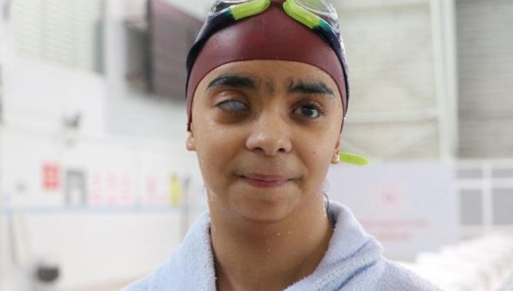 SPOR Yüzmede Türkiye Şampiyonu görme engelli Beyza, milli takıma hazırlanıyor