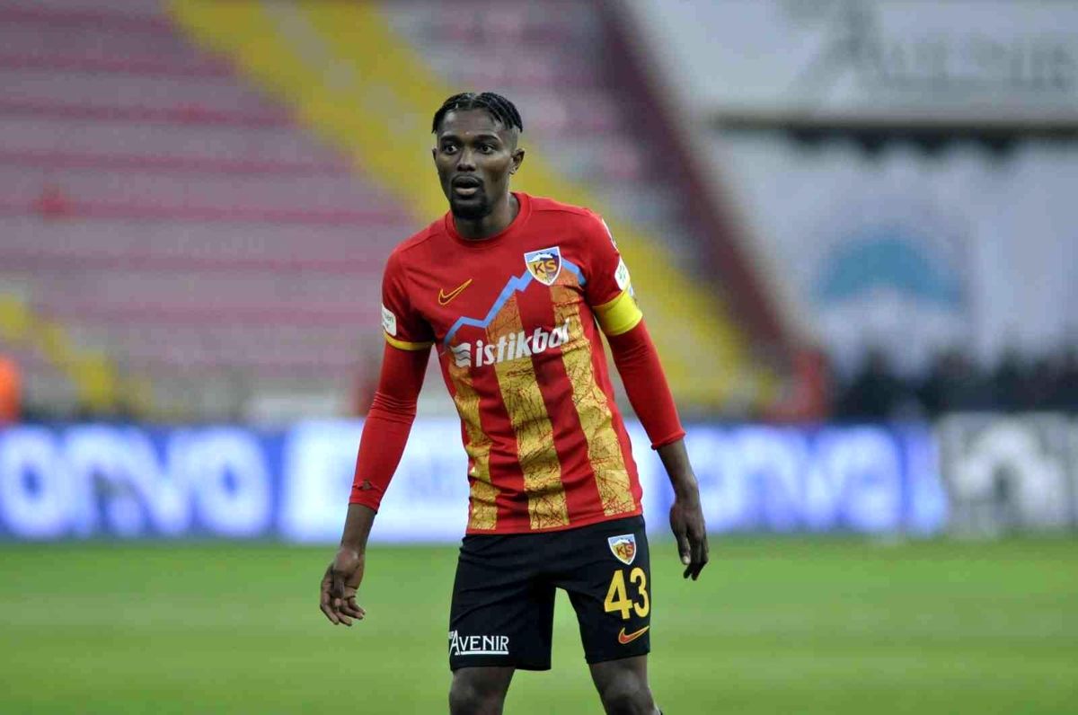 bernard-mensah-3-golunu-atti-OUBGZt3G.jpg