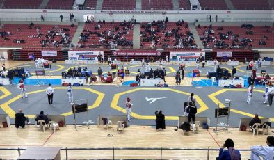 Büyükler Türkiye Tekvando Şampiyonası Konya’da başladı