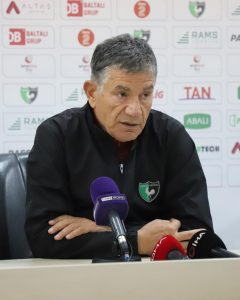 denizlispor-eyupspor-macinin-ardindan-Kp4ssiwG.jpg