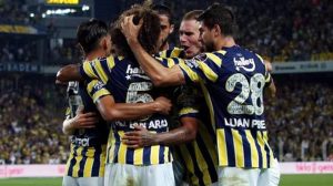 fenerbahce-taraftarinin-aklinda-tek-bir-soru-var-yildiz-futbolcu-nerede-JQKOcZzF.jpg