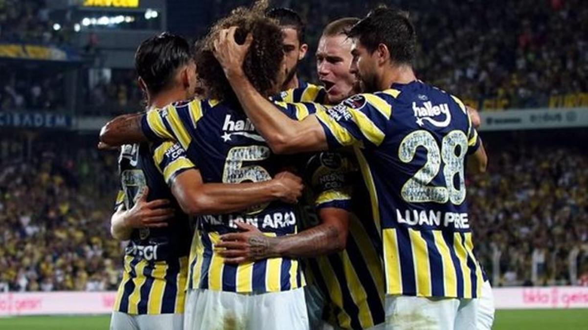 fenerbahce-taraftarinin-aklinda-tek-bir-soru-var-yildiz-futbolcu-nerede-JQKOcZzF.jpg