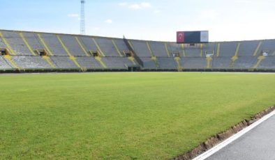 İzmir’in emektar stadı amatörlere emanet