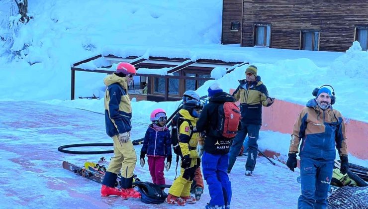 Kaçkarlar’da Heliski heyecanına bu yıl ilk kez çocuklar da katıldı