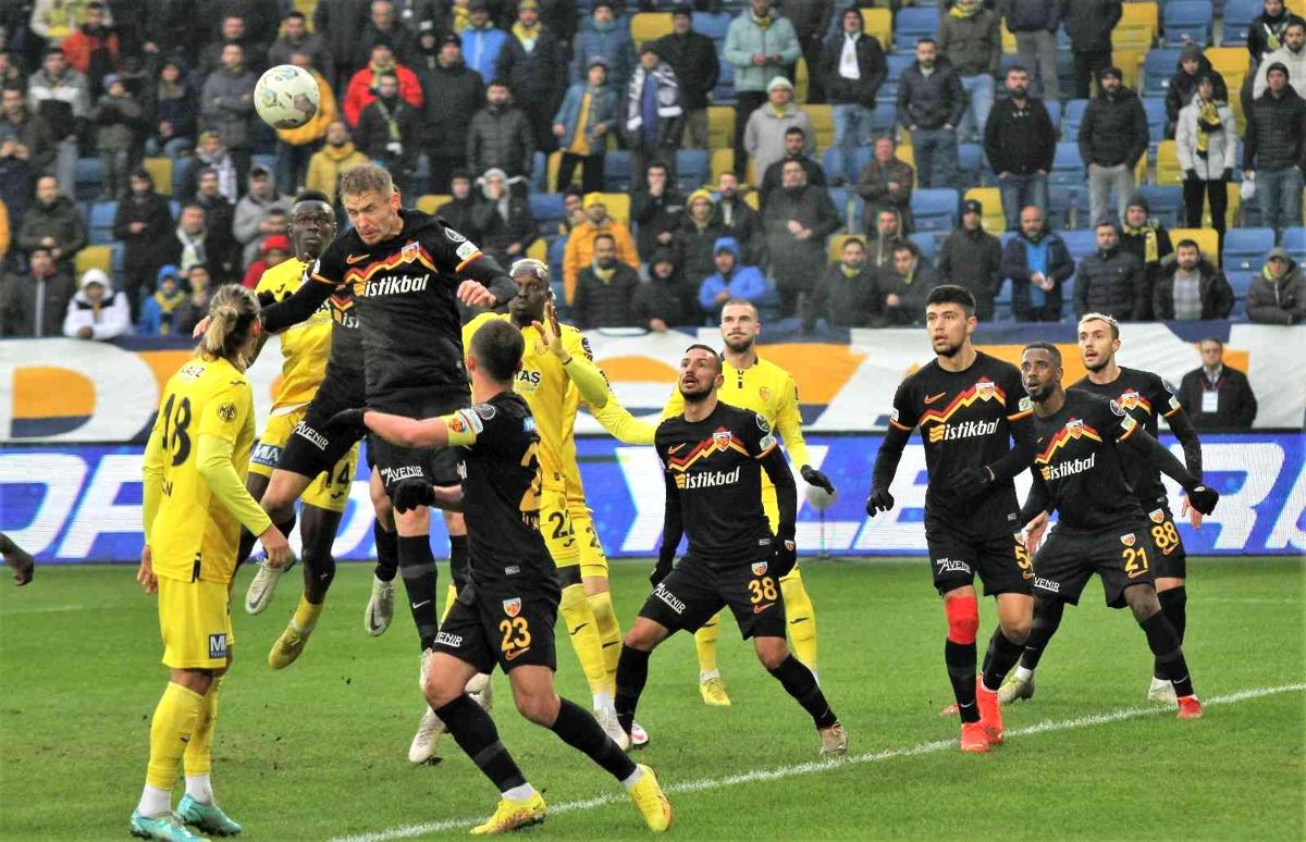 super-toto-super-lig-mke-ankaragucu-1-kayserispor-1-ilk-yari-7LzPL4BF.jpg