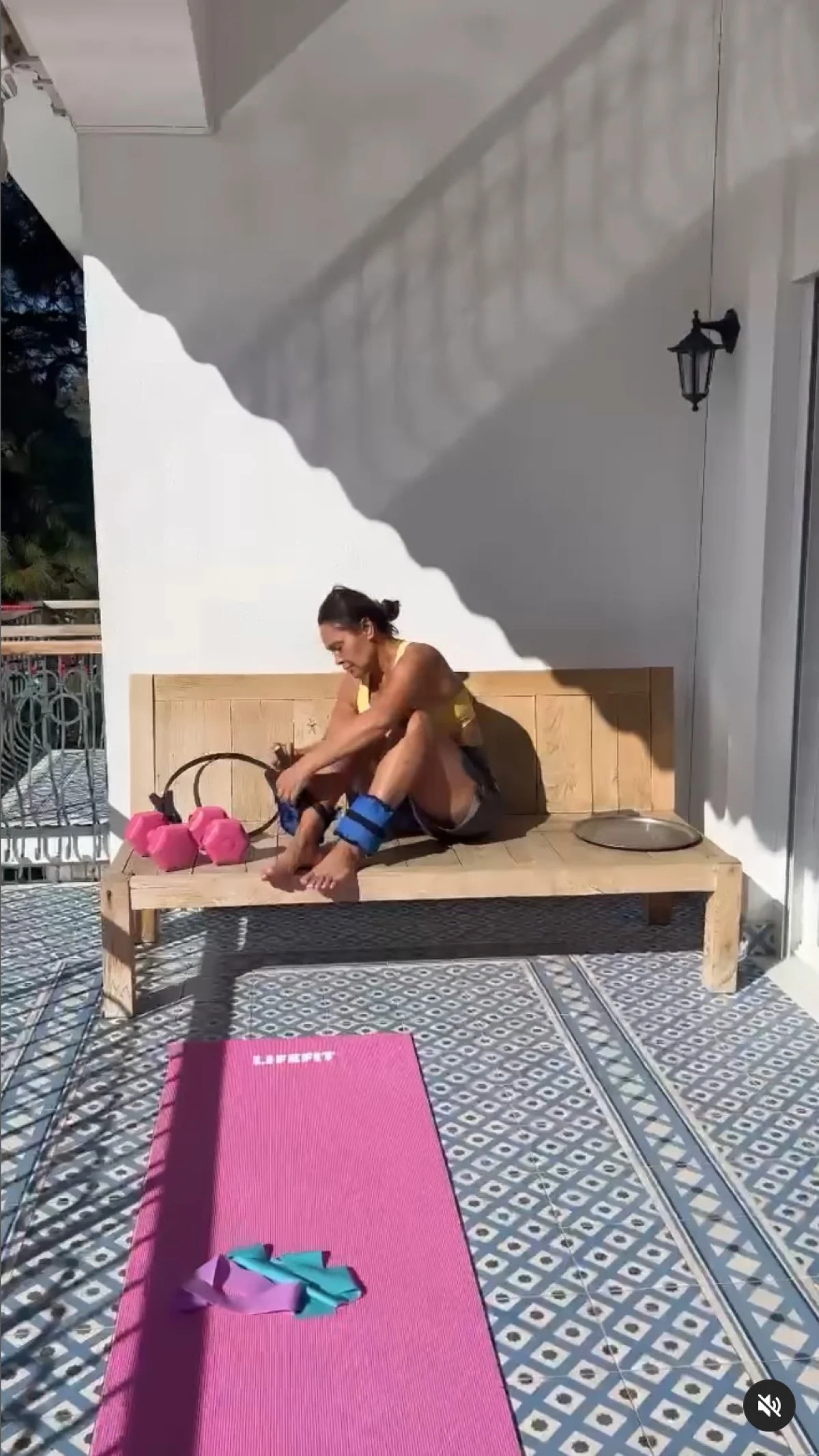 6718830b15864201__w1200xh2134