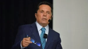 ahmet-ozer-hakim-karsisinda