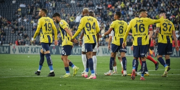 fenerbahce-uefa-sampiyonlar-liginde-feyenoord-ile-karsilasacak-poster