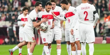 3838209-39feaa190a49ba5e4ef8c42aee6af225-640x640