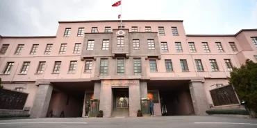 650x344-msb-suriyeli-askeri-ogrenciler-tskda-gorev-almayacak-1762419682674