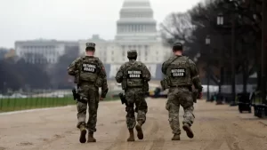 beyaz-saray-yakinlarinda-silah-sesleri-2-ulusal-muhafiz-personeli-vuruldu