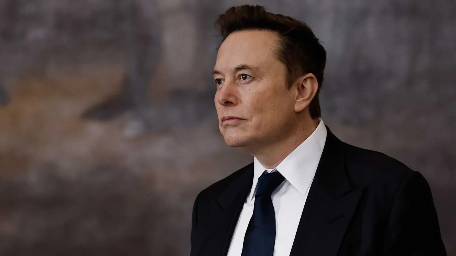 elon musk 128 milyon dolarlik twitter davasinda uzlasmayi kabul etti 2025 10 09 13 21 27 - Elon Musk, Yapay Zeka ve Robotlarla Yoksulluğu Sonlandırma Planını Açıkladı